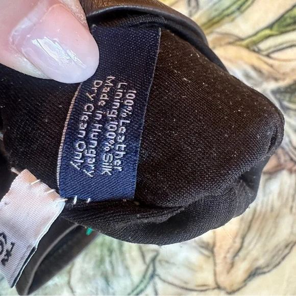 Beautiful Ann Taylor Brown Leather Gloves with silk lining - Picture 3 of 4